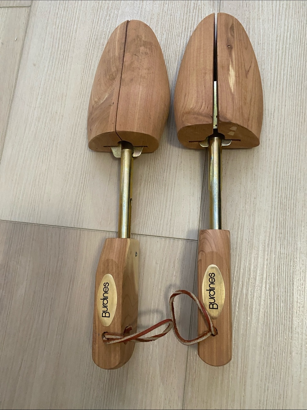 Aromatic Cedar Shoe Trees - Natural Wood (Pair)